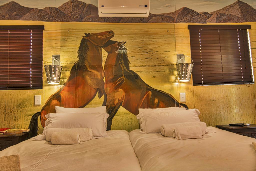 Windhoek Gardens Boutique Hotel Екстер'єр фото